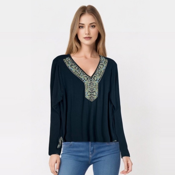 Soft Surroundings Black Boho Embroidered V-Neck Jersey Knit Top Women's Size PL - Picture 1 of 10